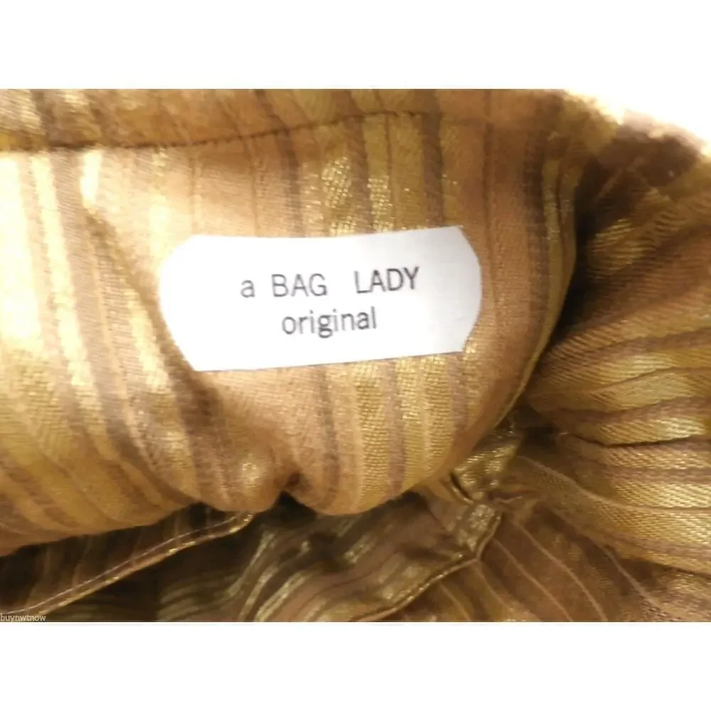 Bag Lady Original Purse Tote Shopper Bag Pockets Gold Metallic Heart Ivory